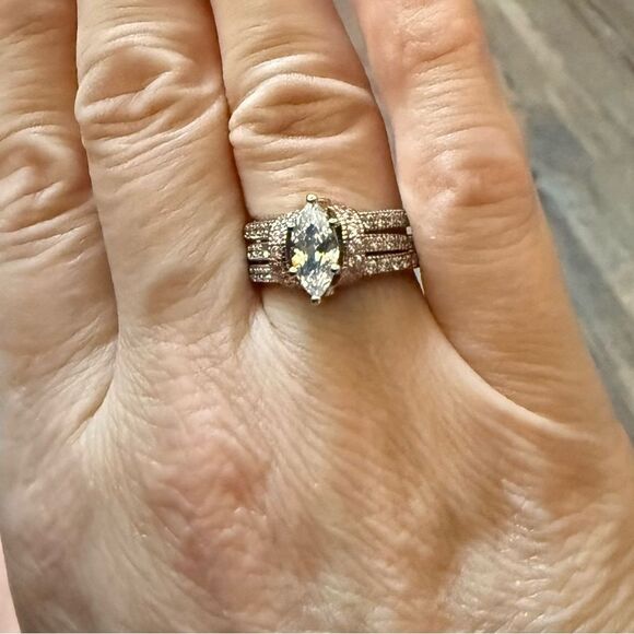 Sterling Silver Two-tone Rose Gold Clear Marquise CZ Ring Set - Picture 8 of 8
